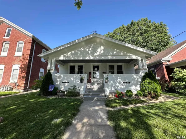 612 N 13th St, Quincy, IL 62301