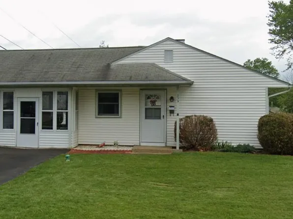 239 Tewksbury Rd, Fairless Hills, PA 19030