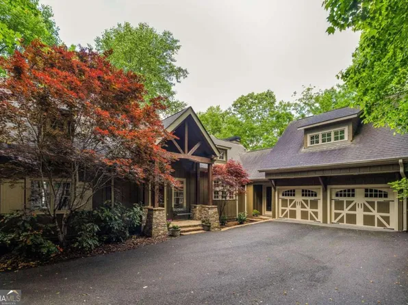 137 N Sanderlin Mountain Dr, Jasper, GA 30143