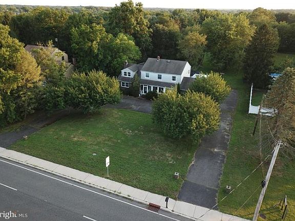 3rd image of 507 Egg Harbor Rd