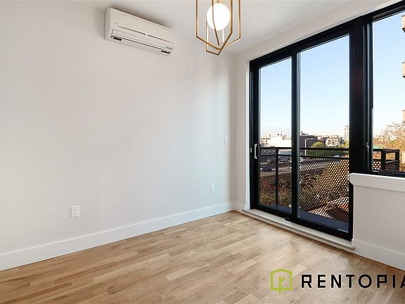 2nd image of 295 N 7th St #4D