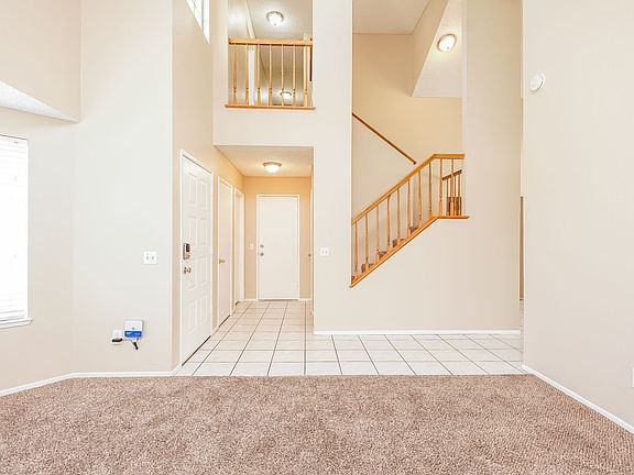 3rd image of 26206 Dardanelle Ct