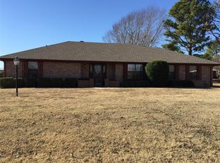 1405 Willow Brook St, Ada, OK 74820