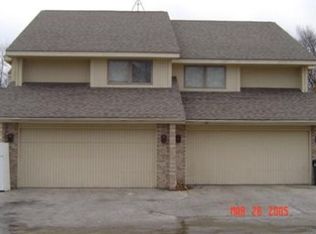 4060-66 Harms Rd, Merrillville, IN 46410