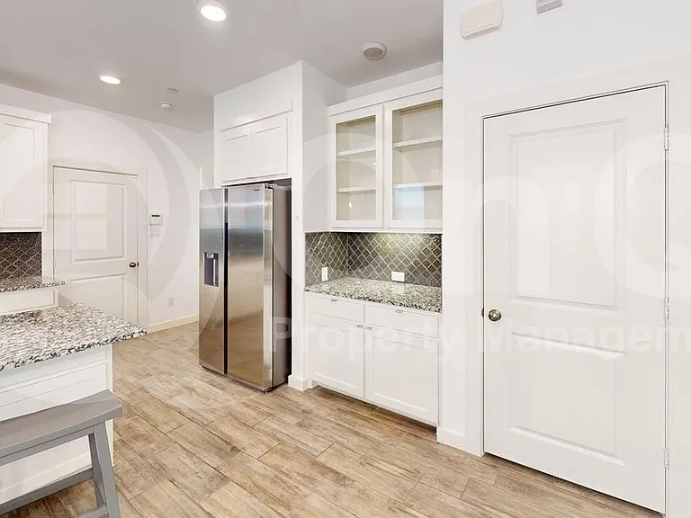 416 Harmon Dr — Photo 7