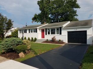 703 W 12th St, New Castle, DE 19720
