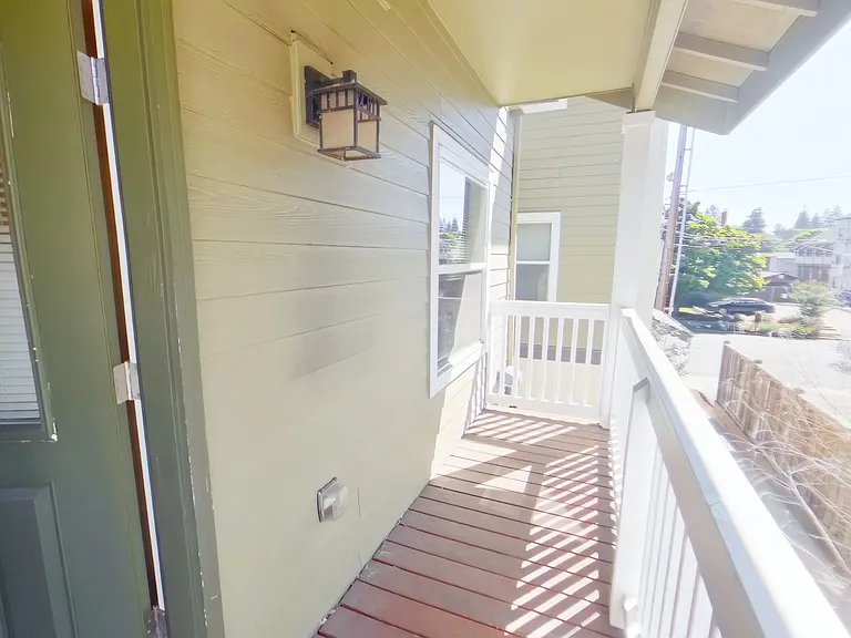 Hilyard Townhomes — Photo 21