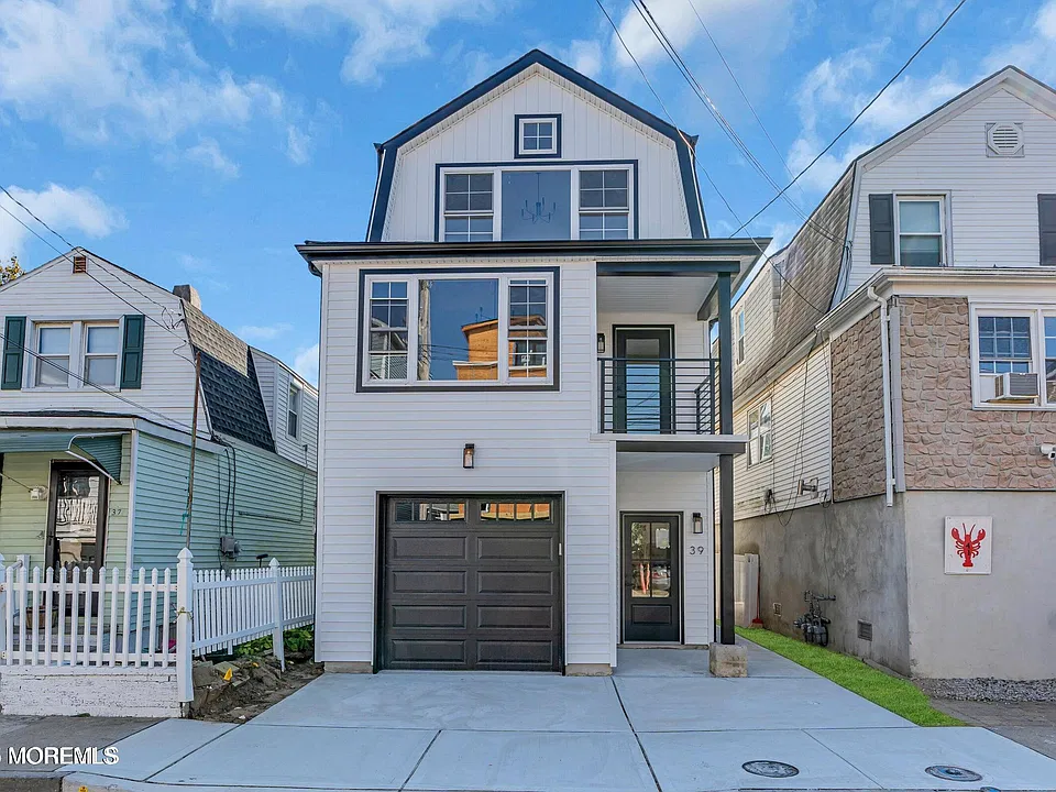 39 Seadrift Ave #2