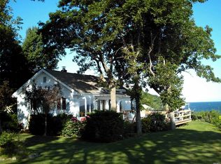 361 Soundview Dr, Rocky Point, NY 11778