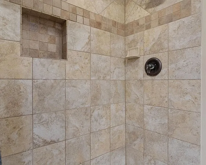 2704 San Pedro St #A-10 — Photo 22