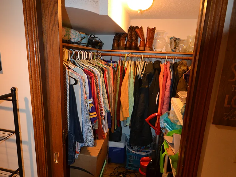 1504 Greeley St S #6 — Photo 9