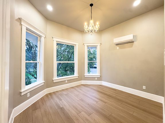 3rd image of 1522 Q St APT 3