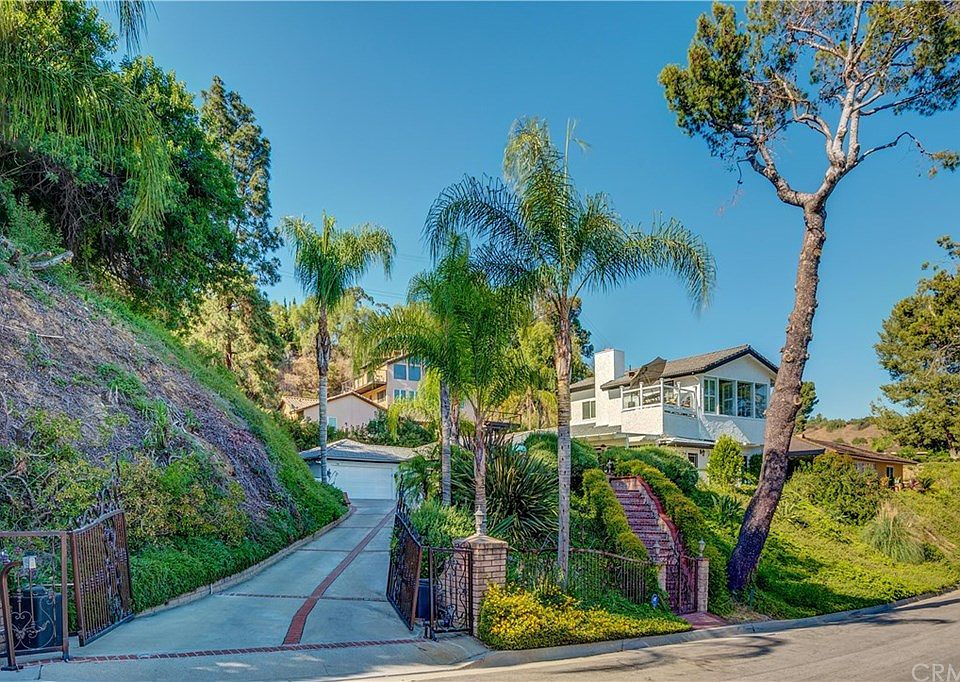 2nd image of 14079 Nona Ln