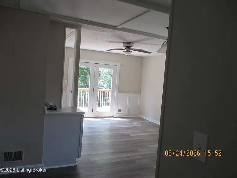 5404 Windy Willow Dr — Photo 20