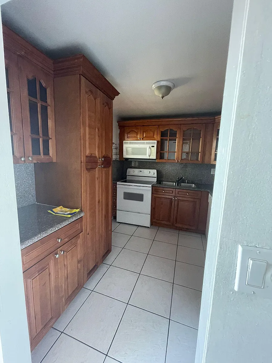 Building Photo - 14180 SW 87th St #304