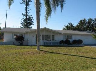 1324 Farmdale St, Lehigh Acres, FL 33936