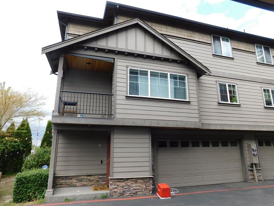 1st image of 7117 Rainier Dr APT H