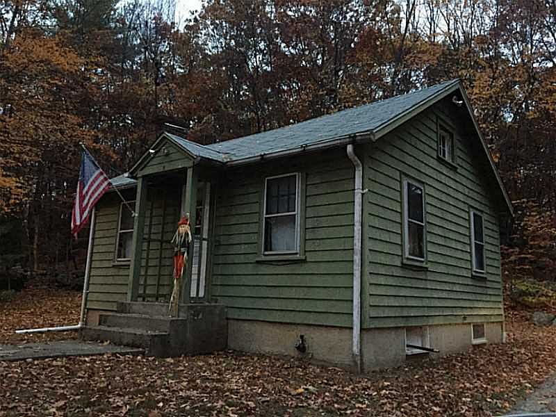 2nd image of 7 Pine Rd