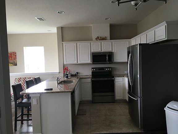 3rd image of 13775 Chauvin Ave