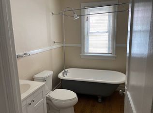 10909 Notre Dame Ave, Cleveland, OH 44104