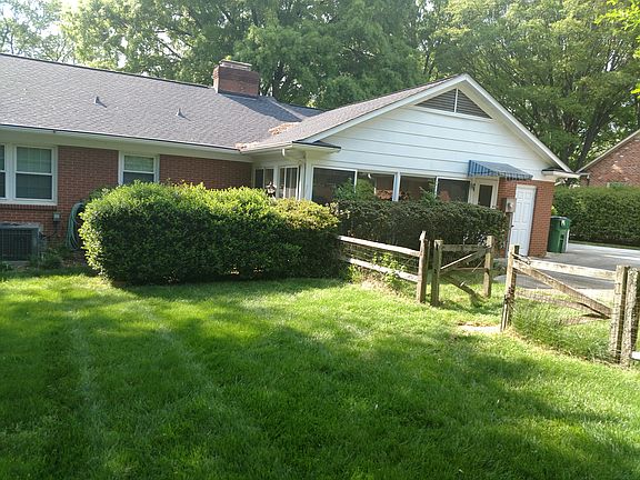 Fenced Yard