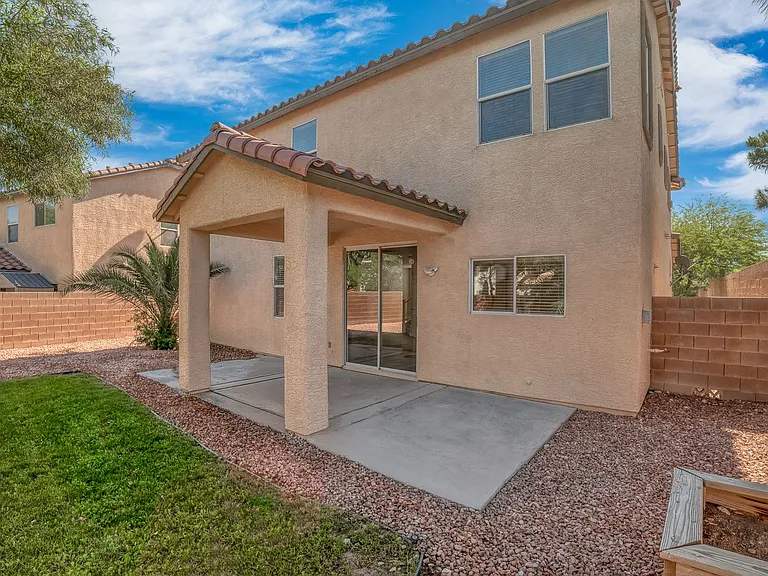 11273 Accademia Ct — Photo 27