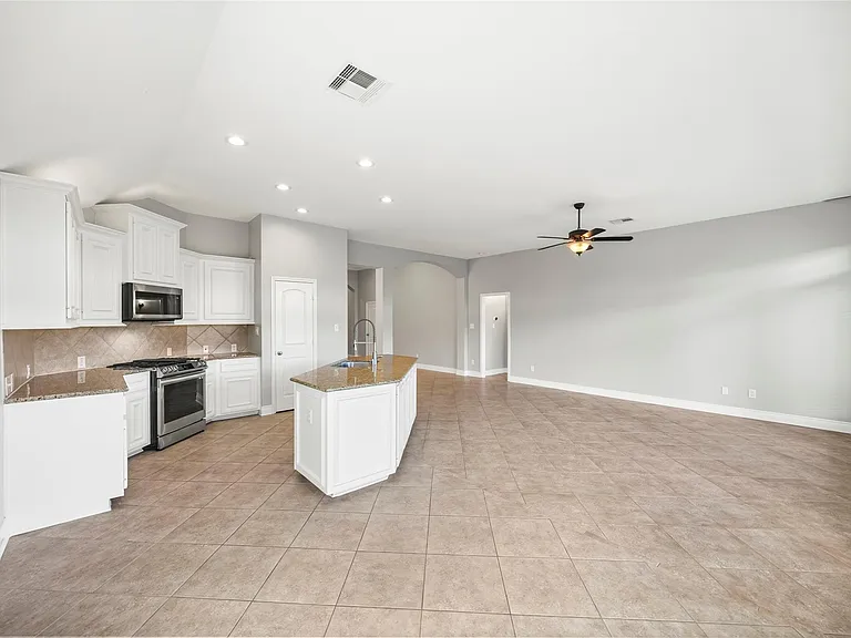 31815 Forest Oak Ln — Photo 7