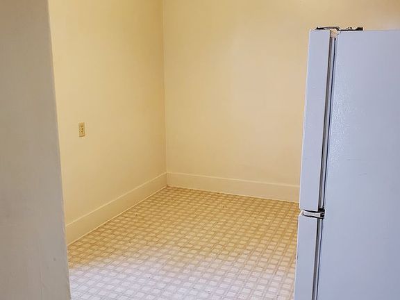 4th image of 39 Taylor St APT 3
