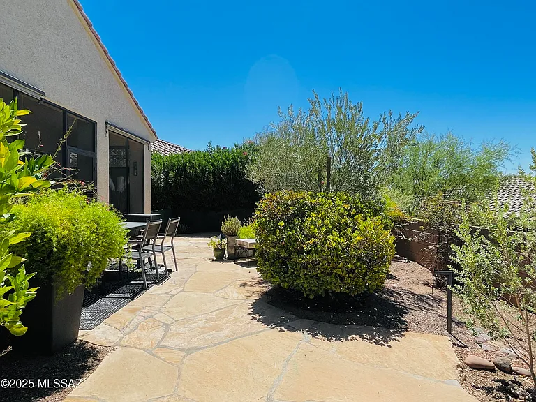 13045 N Burrobush Loop — Photo 43