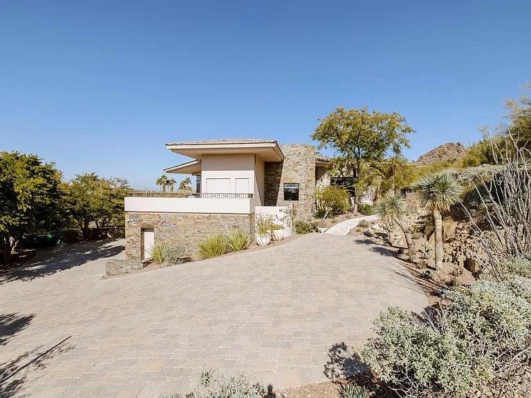 7451 N Las Brisas Ln — Photo 42