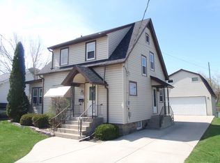 506 Maxon St, Waupun, WI 53963
