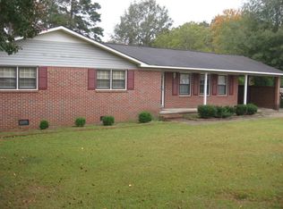 1213 S 9th St, Lanett, AL 36863