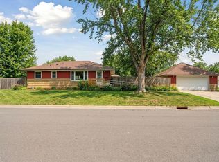 6110 Regent Ave N, Brooklyn Center, MN 55429