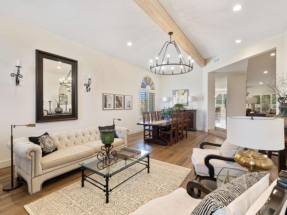 1st image of 47210 Heliotrope Dr