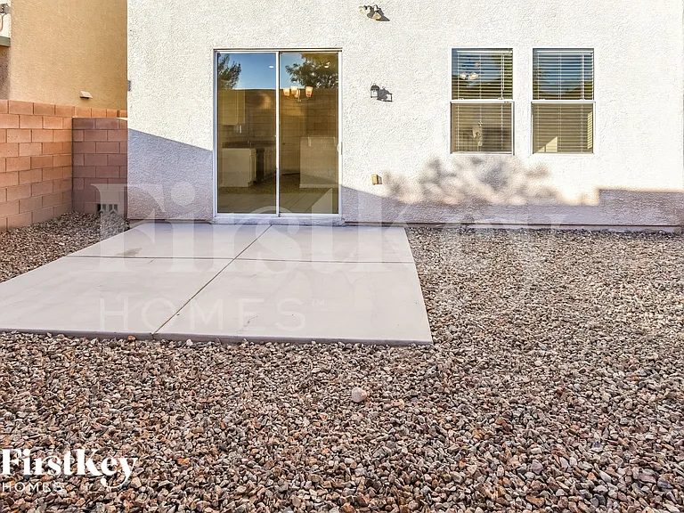 215 Del Cira Ave — Photo 14