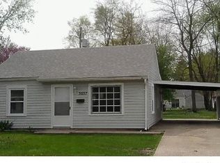 3037 S 3rd St, Southern View, IL 62703