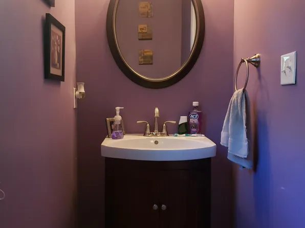 221 Woodview Ave, Norfolk, VA 23505