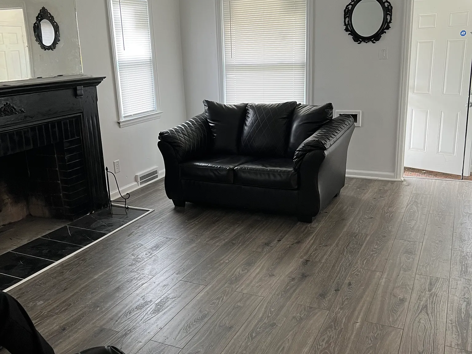 4 bed, 1487 sqft, $1,200 — Photo 1