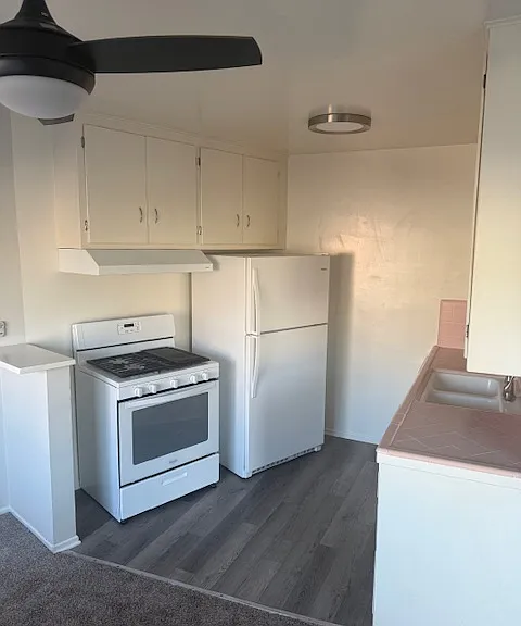 315 Avenida Granada #17 — Photo 11