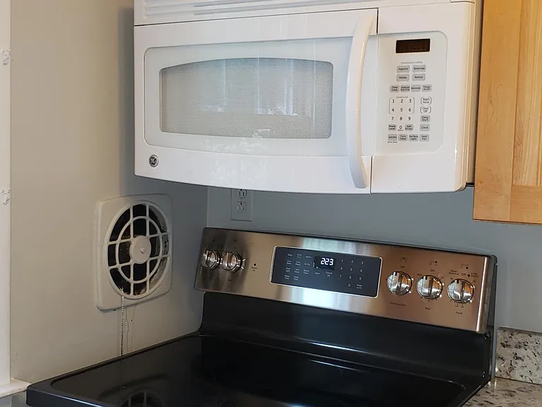 230 N Essex Ave #2 — Photo 4