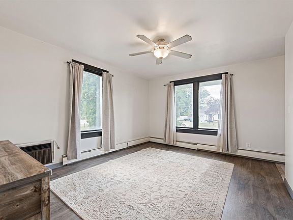5th image of 2706 Shore Dr