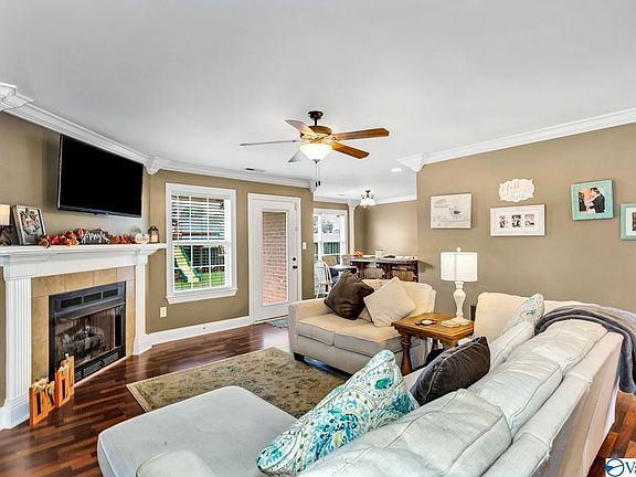 4th image of 112 Birch Falls Dr