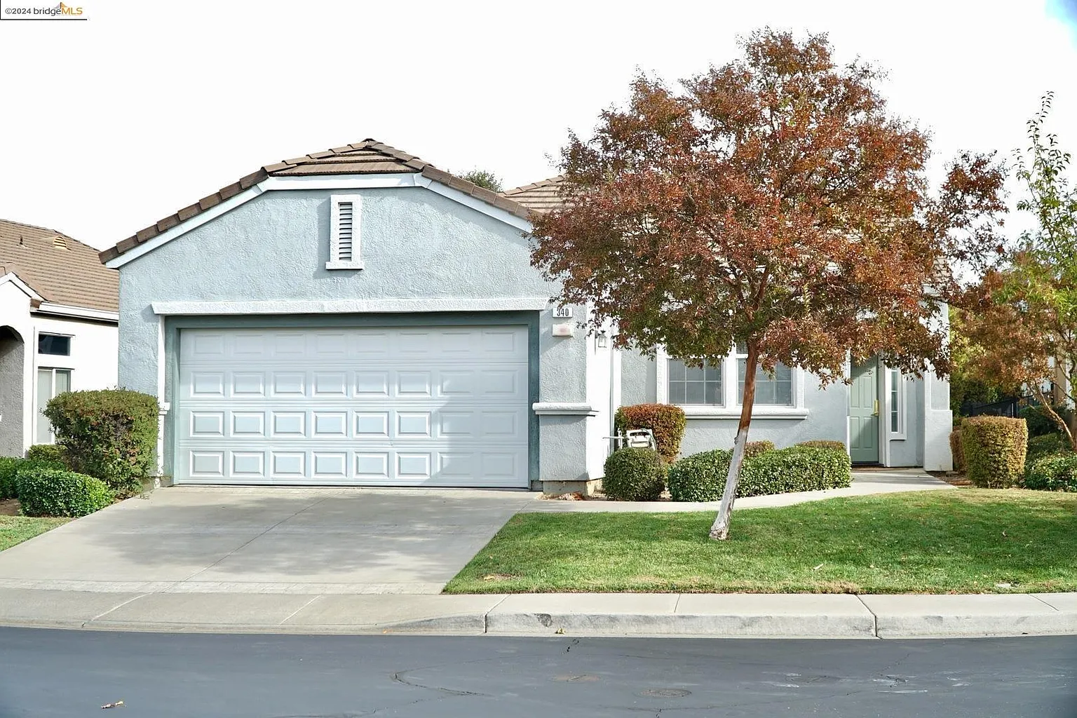 340 Upton Pyne Dr photo 1