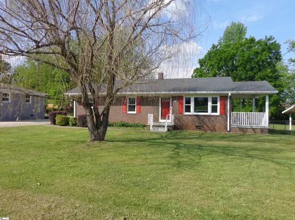 7 Monaview St, Greenville, SC 29617