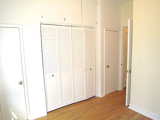 Rented by City Connections Realty | media 38