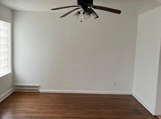 3015 Becket Rd, Cleveland, OH 44120