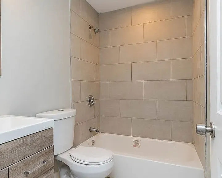 1839 S Loomis St #1R — Photo 6