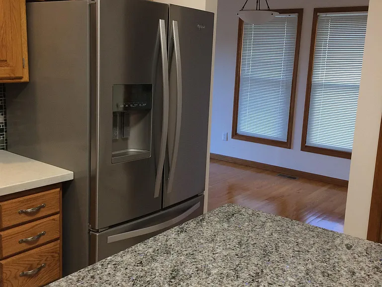 1200 NE Franklin Dr — Photo 11