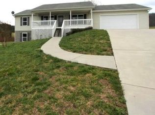 3640 Audrey Jo Ln, Sevierville, TN 37876