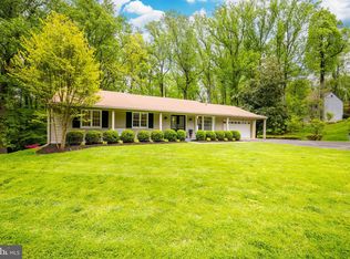 9622 Cinnamon Creek Dr, Vienna, VA 22182